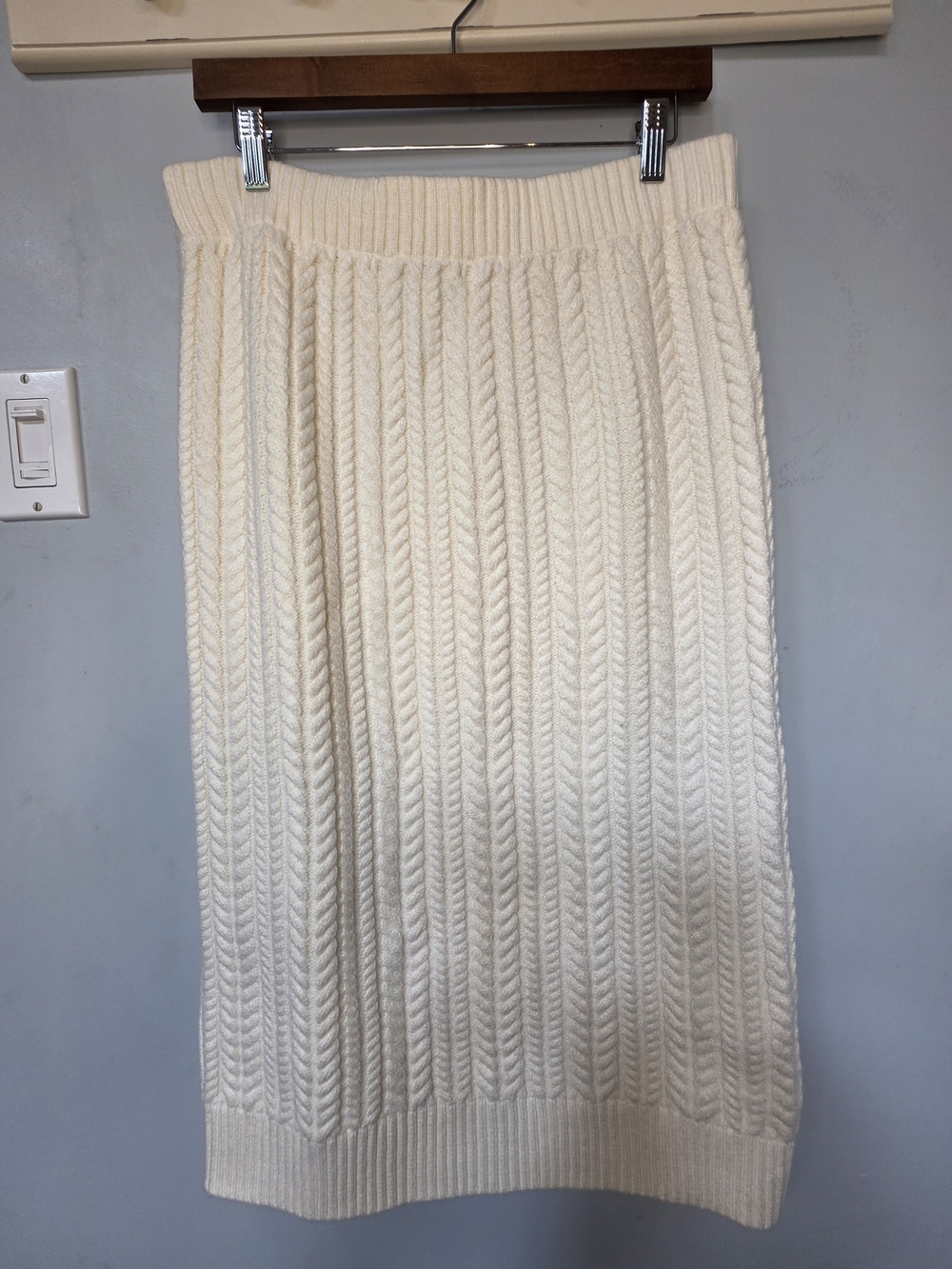 NWT Banana Republic Cable Knit Midi Skirt Cream M